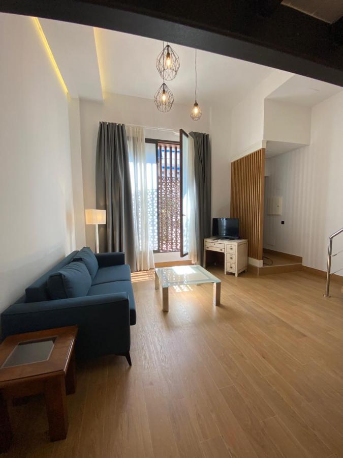 Loft Laura Nervion Apartman Sevilla Kültér fotó