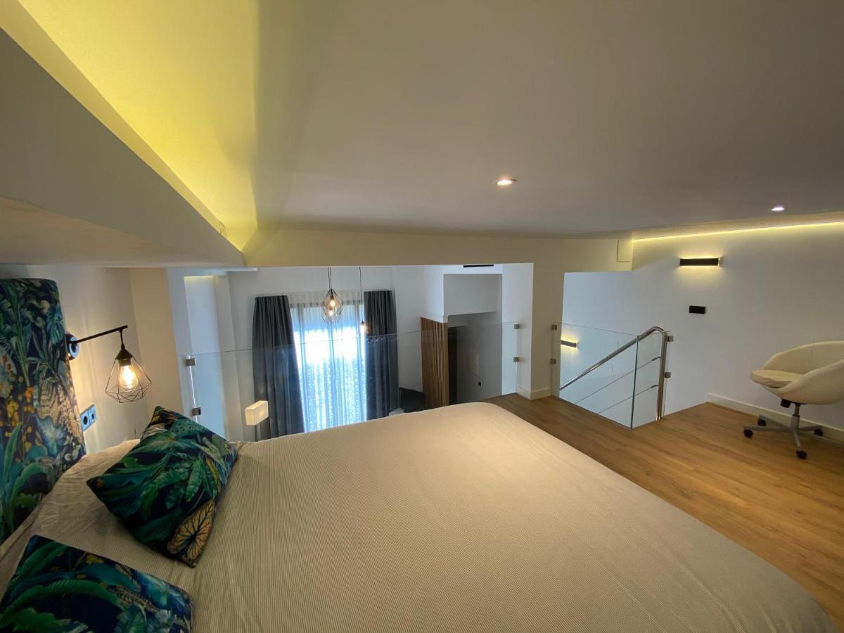 Loft Laura Nervion Apartman Sevilla Kültér fotó