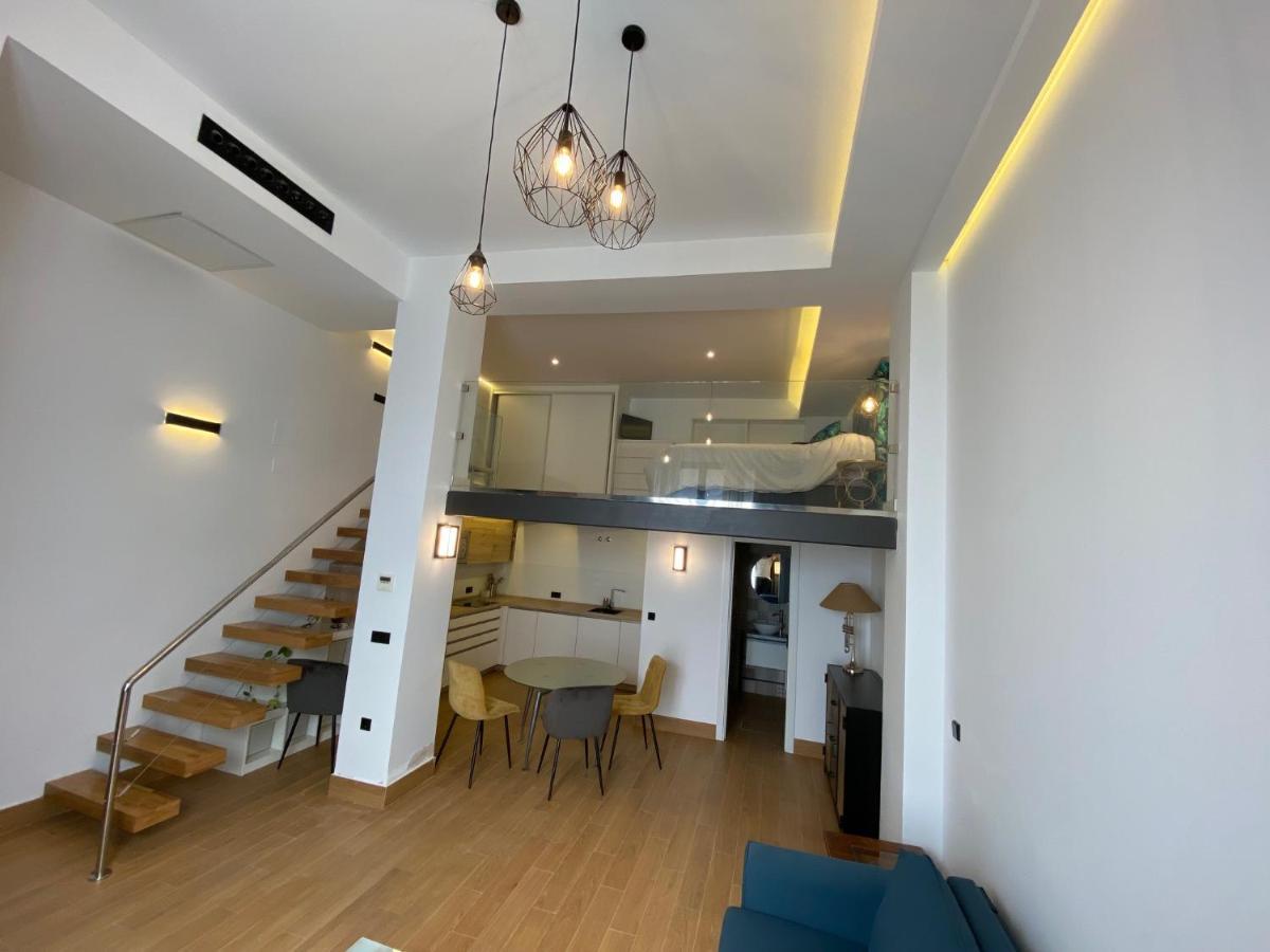 Loft Laura Nervion Apartman Sevilla Kültér fotó